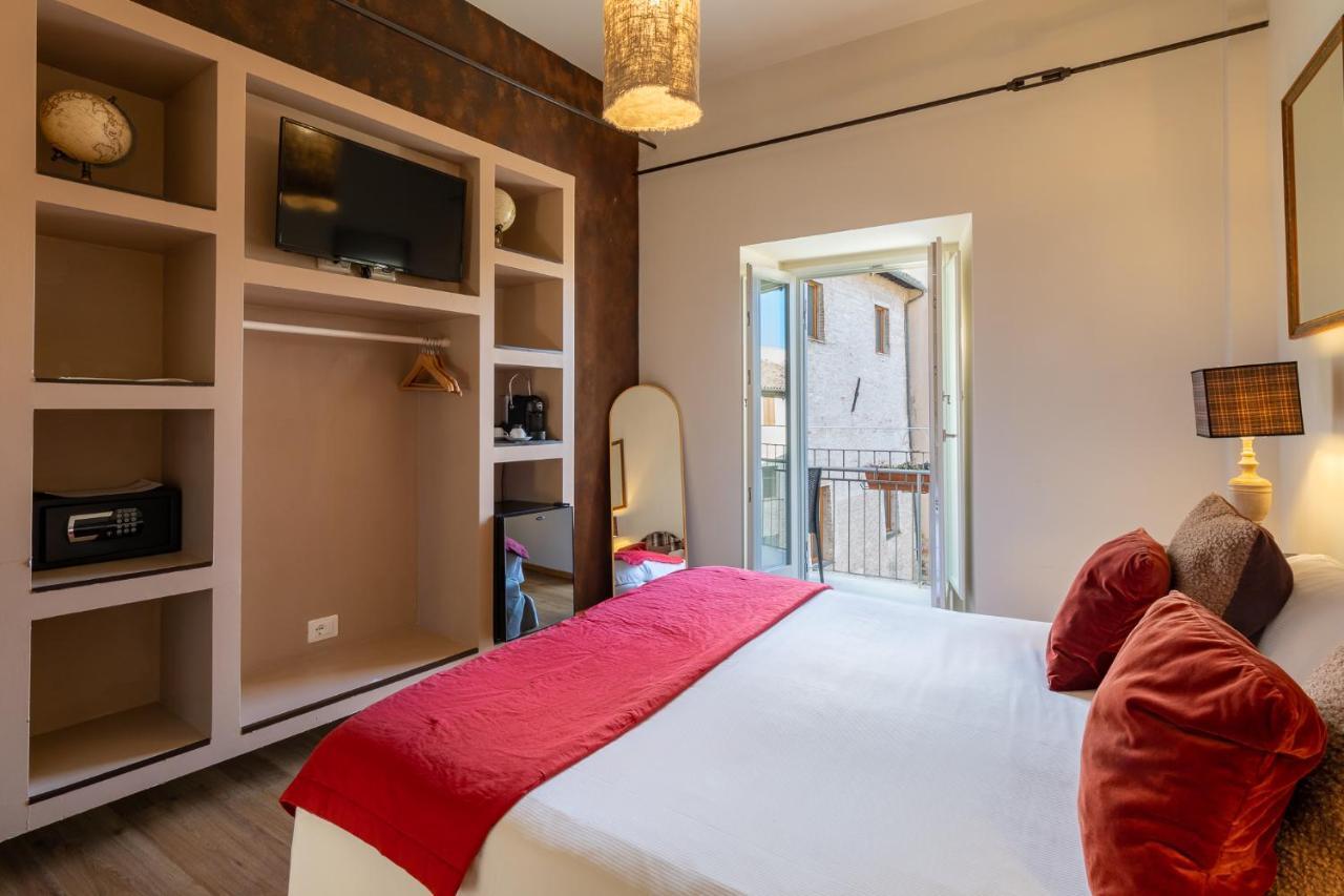 Aurora Boutique Hotel & Private Spa 스폴레토 외부 사진